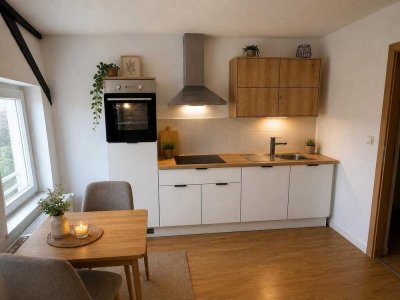Helle Wohnung mit Küche (optional), großer Garten, 200m von S-Bahn