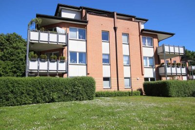 Gemütliche 2-Zimmer-Dachgeschosswohnung in Reinbek - Wentzel Dr.