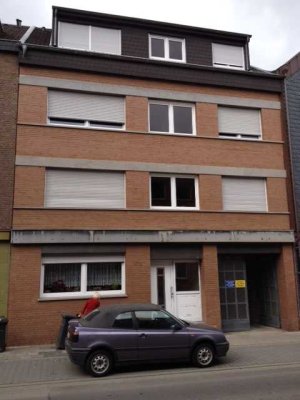 Gepflegte Wohnung mit Balkon in Alsdorf (Anfragen nur telefonisch)