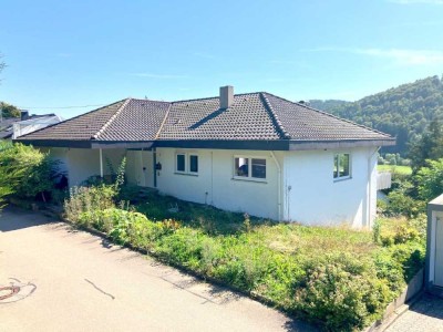 Gigantisches Einfamilienhaus samt Einliegerwohnung mit 3 Garagen in Horb (Ihlingen) zu verkaufen
