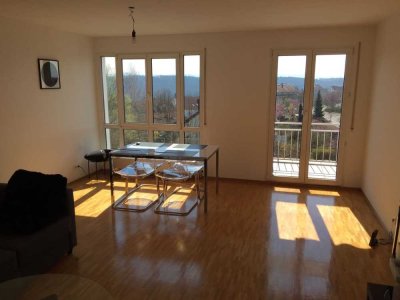 Schöne drei Zimmer Wohnung in Tübingen mit traumhaftem Blick