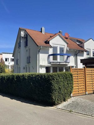 Exklusive Waldrandlage am Golfplatz *** Doppelhaushälfte mit ELW + Sauna & Garten in Pattonville ***
