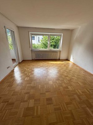 Helle 2-Zimmer-Wohnung mit Balkon im 2. OG in Neckargemünd