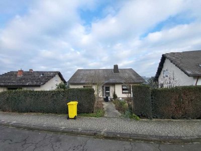 PREISREDUZIERUNG: Modernisierungsbedürftiges Einfamilienhaus mit Potenzial in Burgbrohl