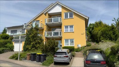 Helle 3-Zimmer-Wohnung mit Balkon und Stadtblick bis zum Herkules