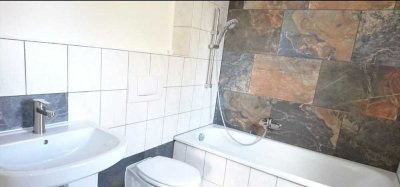 Helle 2-Raum-Wohnung mit Terrasse & Garten in Marlishausen (Arnstadt, Erfurter Kreuz)