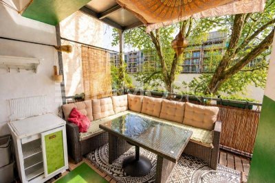 Elegante Altbauwohnung mit Balkon