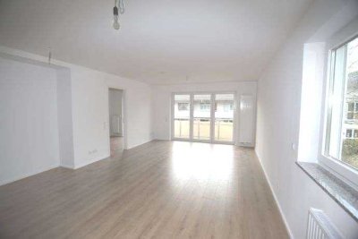 Großzügige 2,5 Zimmer Singlewohnung in ruhiger  Lage Bonn-Buschdorf