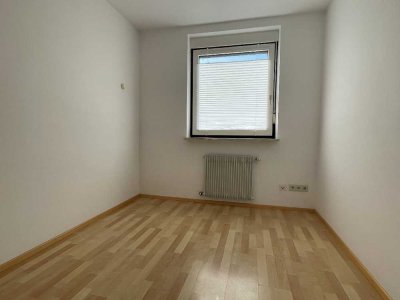NEU! Hübsche Wohlfühlwohnung mit Garten  und  Terrasse - Ideal für Zwei!