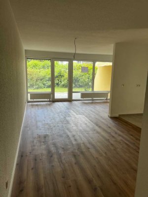 Ruhige 1-Zimmer-Wohnung mit Terrasse & neuer Einbauküche – Nähe Zentrum & Lennépark
