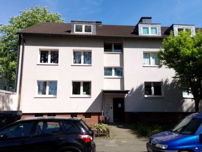 Interessant geschnittene Dachgeschosswohnung
