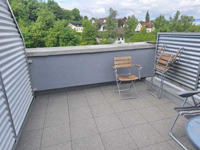 Helle 1-Zimmer Wohnung mit großem Balkon & Einbauküche