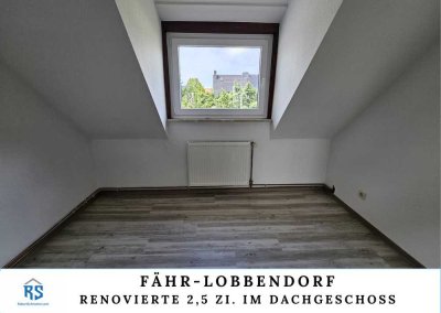 SOFORT FREI! Renovierte 2,5 Zi. mit Duschbad im Dachgeschoss