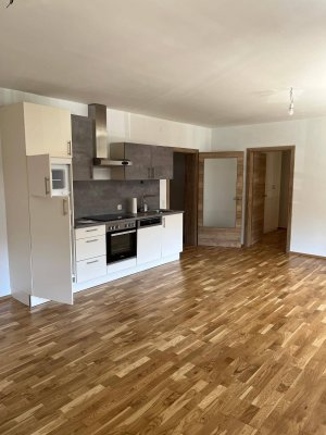 Moderne 3-Zimmer Neubau Wohnung mit Einbauküche