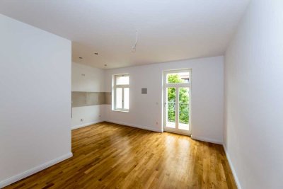 Energetisch sanierter Altbau - 2-Raum-WE - West-Balkon, FBH, Parkett, CAT-7 Netzwerk