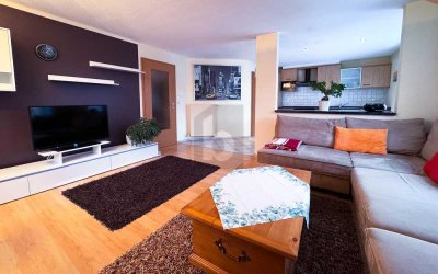 GROßZÜGIG GESCHNITTEN AUF 2 ETAGEN