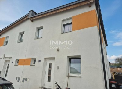 Moderne Doppelhaushälfte in Haunoldstein mit Garten und überdachter Terrasse!