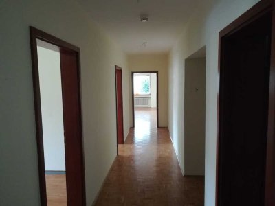Ansprechende 3-Zimmer-Wohnung mit Balkon und EBK in Bad Neuenahr-Ahrweiler am Kurpark
