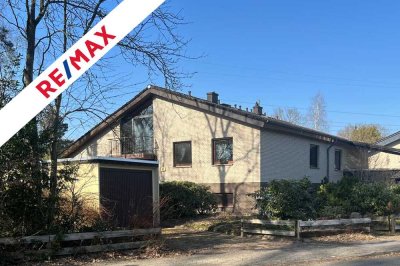 160 qm zu bewohnen.
Doppelhaushälfte mit 1000 qm
Grundstück. 
Nahe Schulzentrum  II