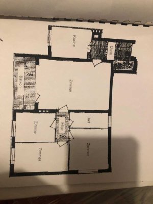 Wohnen mit Charakter: 4-Zimmer-Wohnung in Berlin-Rudow