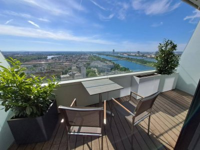 EXKLUSIVES WOHNEN NAHE AM WASSER - GRANDIOSER AUSBLICK UND VIELE EXTRAS INKLUSIVE