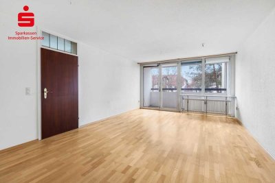 Gut geschnittene, renovierungsbedürftige 3-Zimmer-Wohnung mit 2 Balkonen und guter Anbindung