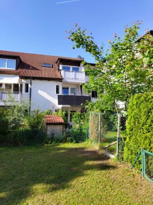 2-Zimmer-Dachgeschosswohnung mit offenem Dachstuhl - provisionsfrei!
