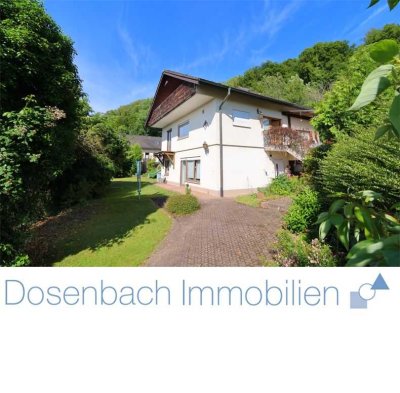 Einfamilienhaus inkl. Einliegerwohnung mit großzügigem Grundstück in Haagen