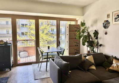 2 Zimmer Single- Wohnung mit Balkon im Salamander