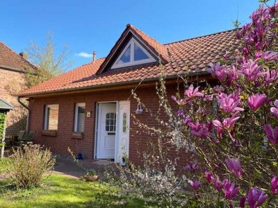 Bungalow in ruhiger Ortsrandlage in Burgdorf  - Heessel