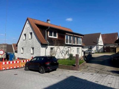 Charmante 3 Zimmer Wohnung mit großem Balkon   ++Iffezheim++