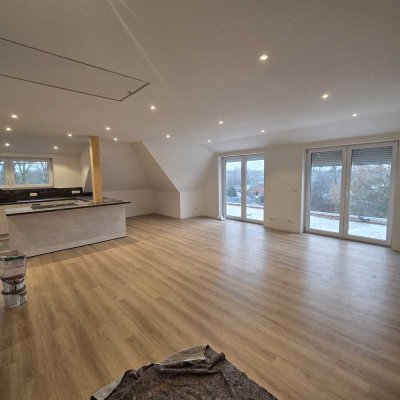 Erstbezug eines exklusiven Penthouses mit 4 Zimmern und Terasse in Schmalensee