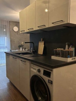 schöne 2-Zimmer Wohnung auf der Erba