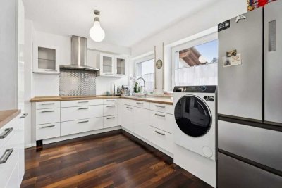 Großzügige, energetisch sanierte Gartenwohnung mit Terrasse und Garage in Berkheim