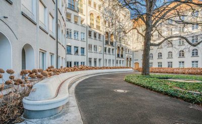 Exklusive 4-Zimmer-DG-Wohnung in Erbpacht "St.Anna-Klostergarten" in München-Lehel