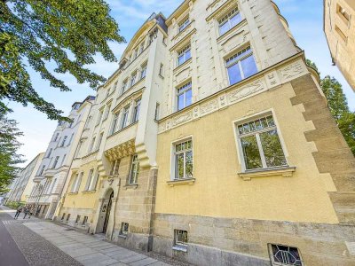 Großzügiges Gründerzeit-Juwel im Premium-Altbau mit Balkon, Aufzug & Stellplatz in sehr guter Lage