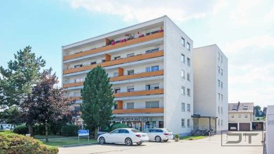 Anlageobjekt oder Eigenbezug: 1-Zimmer-Apartment mit neuer Küche & Sonnenbalkon in Laineck!