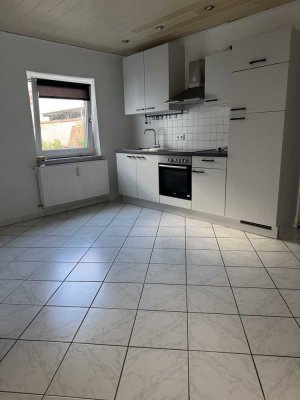 2 Zimmer EG Wohnung in Top Lage in Lampertheim