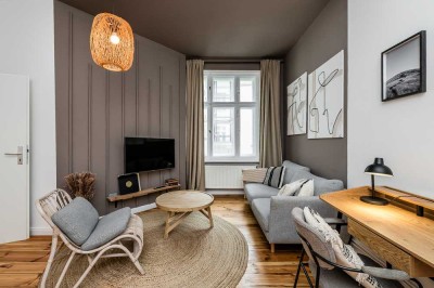 Bezugsfertige Altbauwohnung im ruhigen Hinterhaus – 2 Zimmer im Prenzlauer Berg – provisionsfrei