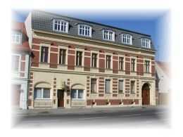 Schicke  2 ZKB Dachwohnung - zentrumsnah