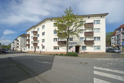 Gepflegte 3-Zi.-Wohnung mit Balkon, Bahnhofsnähe