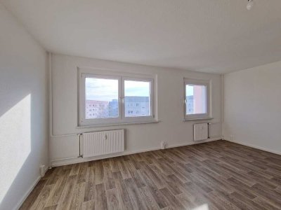 *Einzug ab 15.04.2026* - 1 Zimmer-Wohnung im 2. OG mit Duschbad