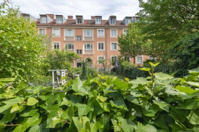 Schwabing / Alte Heide: Gartenstadtwohnung mit neuem Bad und optionalem TG-Stellplatz