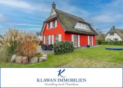 Traumhaftes Reetdachhaus mit Boddenblick