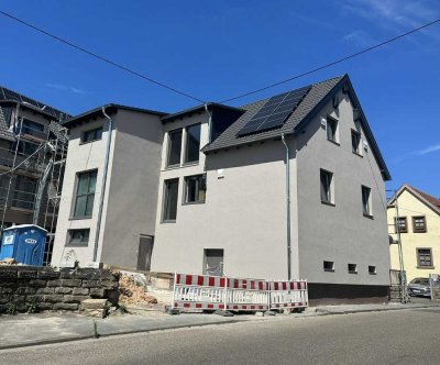 Erstbezug exklusive Dachgeschosswohnung in Hambach (Neustadt an der Weinstraße)
