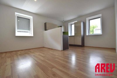 SCHÖNE 3 ZIMMERWOHNUNG IN KLEINMÜNCHEN - TOP 08
