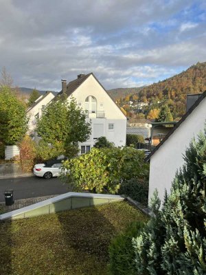 Geräumige 8-Zimmer-Doppelhaushälfte in Heidelberg Schlierbach
