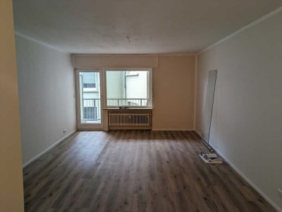 1-Zimmer-Wohnung mit Balkon und Pantryküche in Bonn - Bad Godesberg
