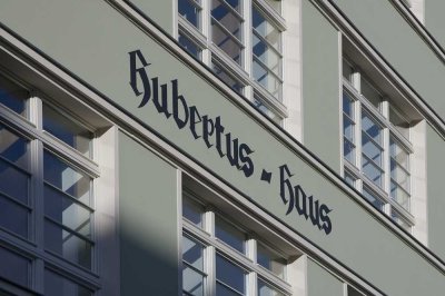 "Exklusive Maisonette-Wohnung im historischen Hubertus Haus"
