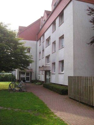 Schöne Erdgeschosswohnung mit neuem Bad!